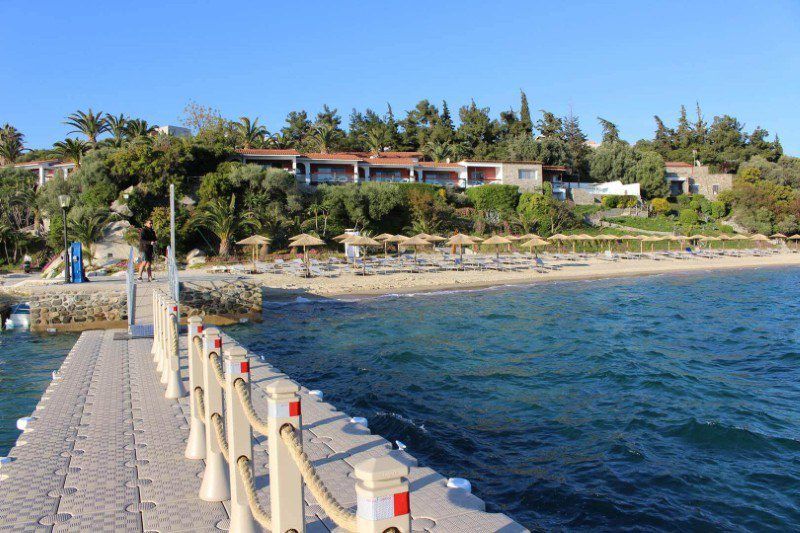 Hotel Dock